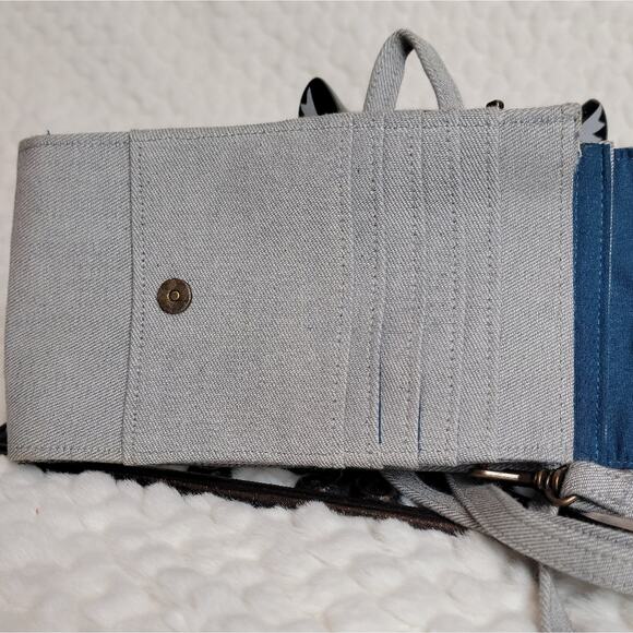 Malia Designs Purple Motif Crossbody Phone Wallet - Picture 5 of 9